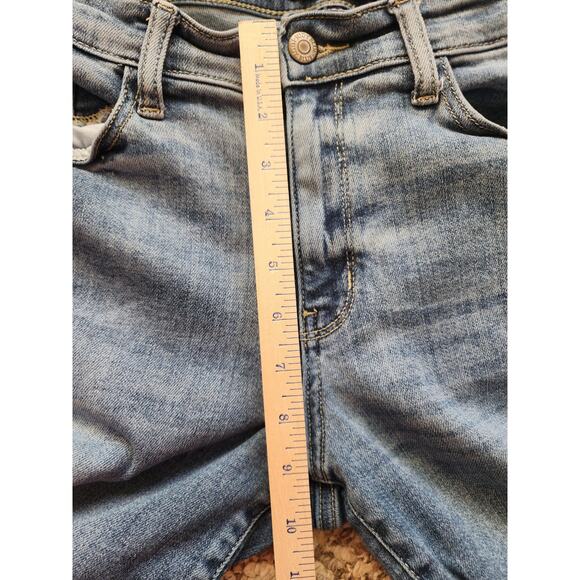 Judy Blue Boyfriend Fit 9/29 Blue Denim Jeans - Picture 10 of 12